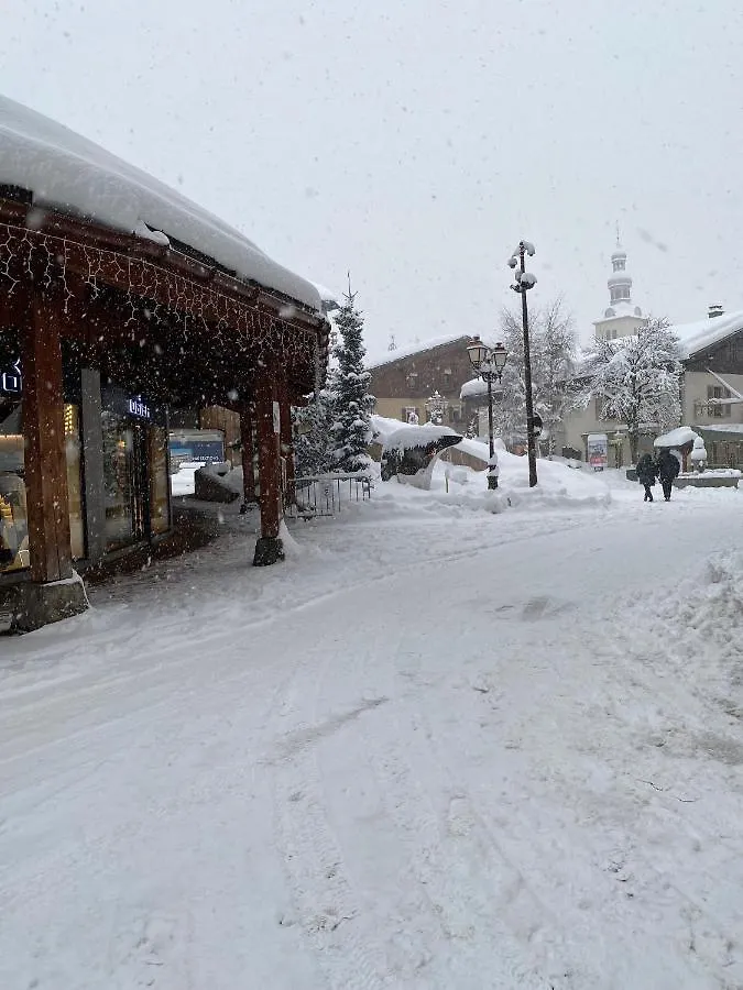 A Place 2 Be, Megeve Centre 0*,  France