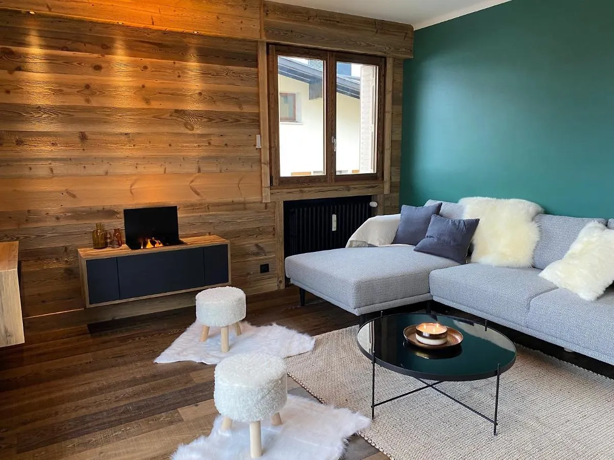 A Place 2 Be, Megeve Centre Frankrike
